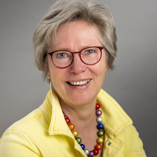 Sylvia Günnemann, Verwaltung, Honorare